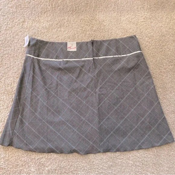 Torrid Gray Plaid Mini Skirt - Picture 3 of 3